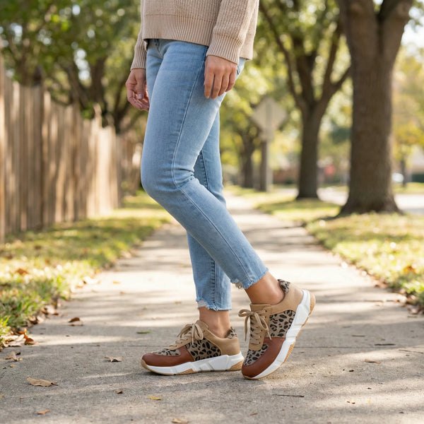 Damski Sneaker Z Nadrukiem Zwierzęcym