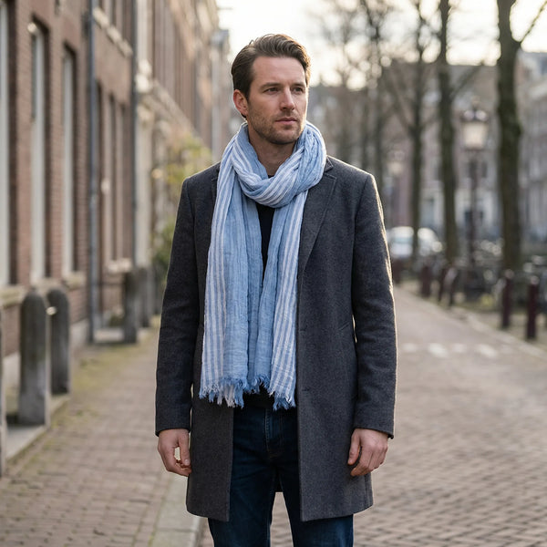 Lekki Szalik W Paski Z Frędzlami