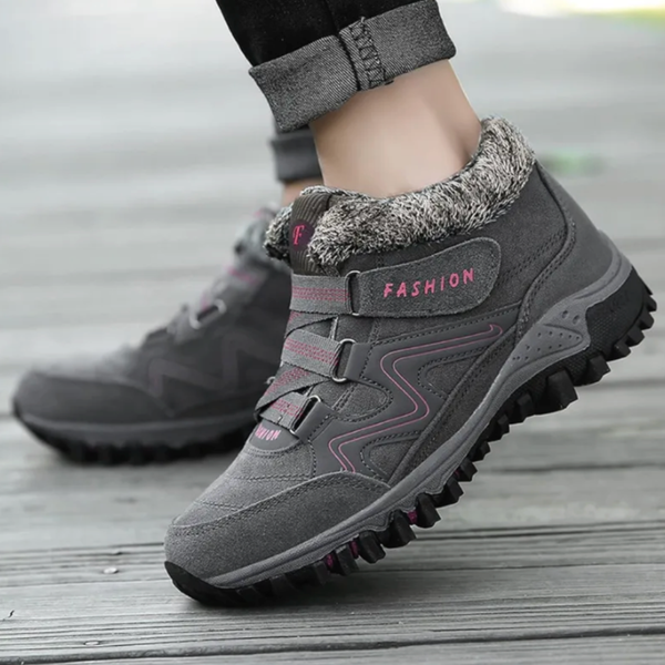 Stabilizujące zimowe buty trekkingowe damskie