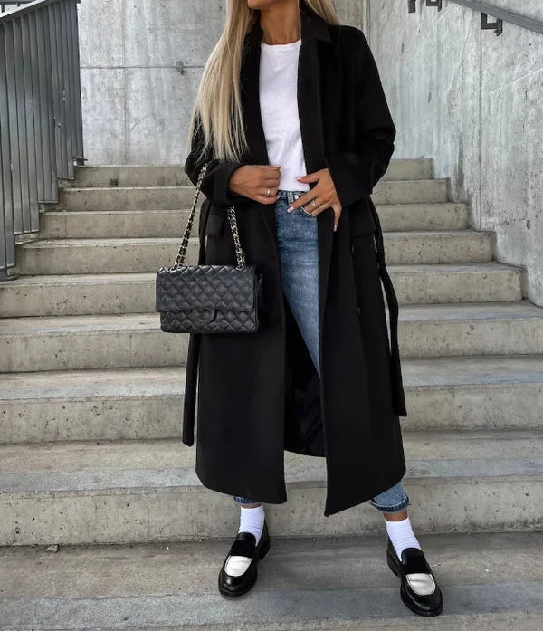 Długi Płaszcz Z Klasycznym Kołnierzem