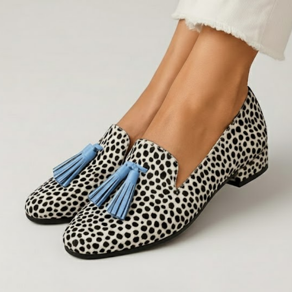 Wsuwane Mokasyny W Grochy Z Frędzlami