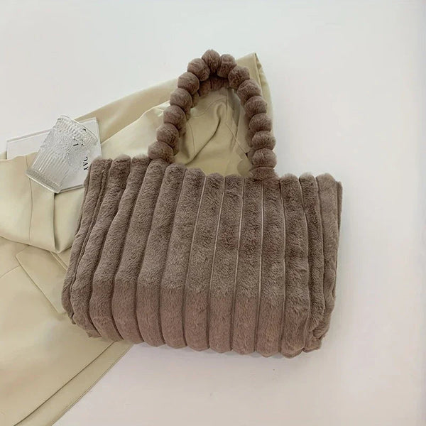 Duża pluszowa torebka na ramię dla kobiet - stylowa i pojemna